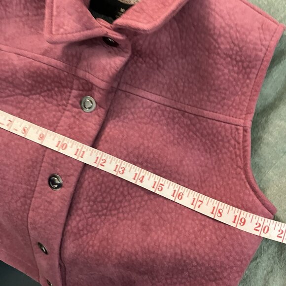 Country Clothing Pink Faux Suede Vest Womens Snap Button Made in Canada - Picture 6 of 7